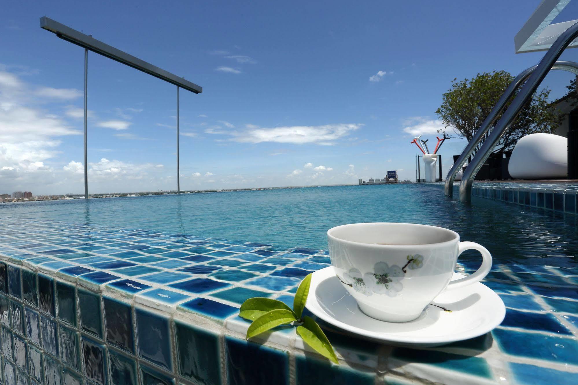 Hotel Day Plus Teascape Chiayi City Exterior photo